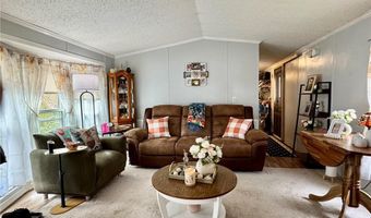 40 Toadstool Knoll Ln, Charlestown, RI 02813