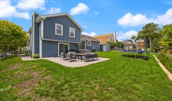 375 Partridge Ct, Algonquin, IL 60102