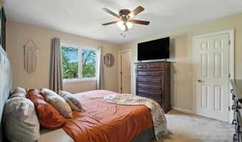 312 Canyon Dr, Auburn, IN 46706