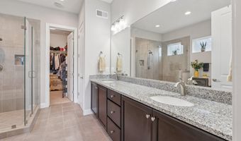 102 PHOEBE Ct, Lake Frederick, VA 22630