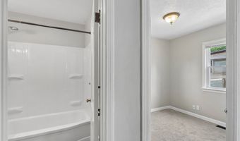 791 Eugene St, Akron, OH 44306