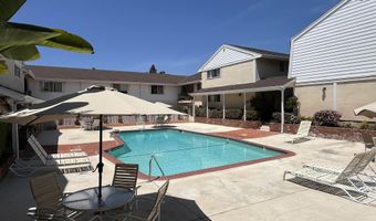 4800 Williamsburg Ln 216, La Mesa, CA 91942