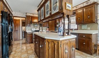 1128 Benton St, Anoka, MN 55303