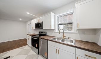 7158 Dunn Rd, Anderson Twp., OH 45230