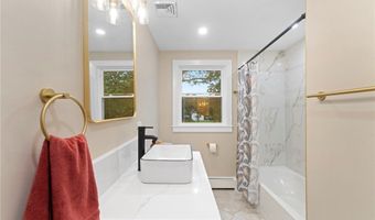 75 Walnut Rd, North Kingstown, RI 02852