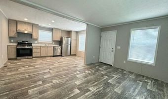 46 Quarry Hill Ests 46, Akron, NY 14001