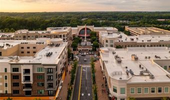 204 Cold Creek Dr, Alpharetta, GA 30009