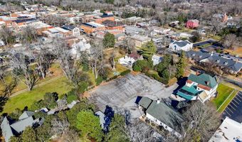 208 S Main St, Abbeville, SC 29620