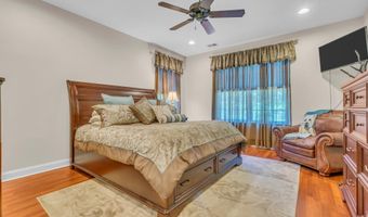 40 BUNKER HILL Dr, Allentown, NJ 08501