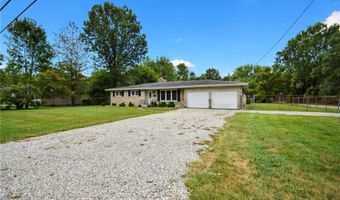 139 Factory Dr, Austin, IN 47102