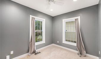 614 S 7th St, Atchison, KS 66002