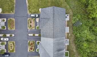 15 Shaker Heights Ln, Chester, NH 03036