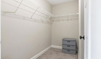 90 Village Place Dr, Barrington, NH 03825