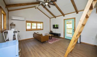 22 Still Hand Ln, Beattyville, KY 41311