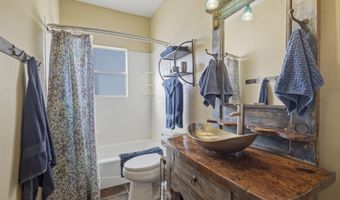 1 Cielo Dorado Dr, Anthony, NM 88021