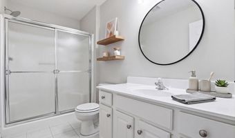 808 Anchor Ave, Beachwood, NJ 08722