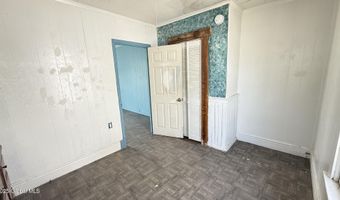 62 Glen Ave, Amsterdam, NY 12010