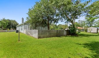 241 Bismark St, Bay St. Louis, MS 39520