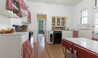 4974 Interlachen Dr NE, Alexandria, MN 56308