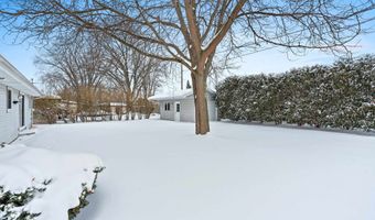 2405 N ERB St, Appleton, WI 54911