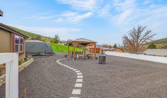 1306 4th St, Asotin, WA 99402