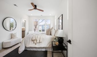 2001 N GEORGE MASON Dr, Arlington, VA 22207