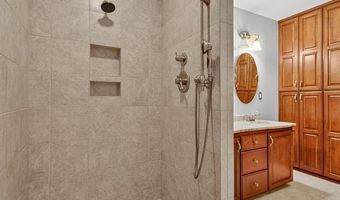 1435 Lariat Dr, Bartlesville, OK 74006