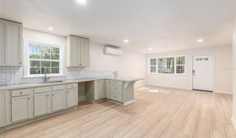 18124 SW 75TH Ave, Archer, FL 32618