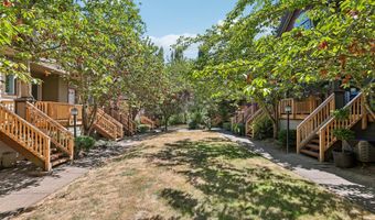 16236 SW GAGE Ln, Beaverton, OR 97006