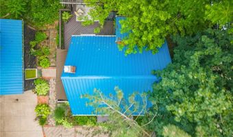 619 Portage Lakes Dr, Akron, OH 44319