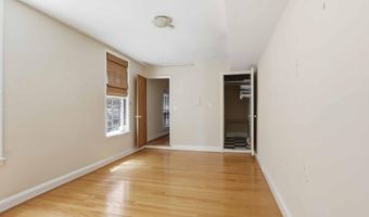 827 N HOWARD St, Baltimore, MD 21201