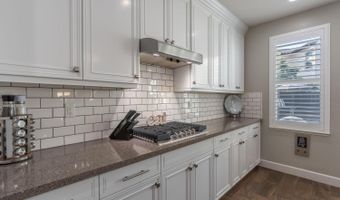 2640 Buttercup Dr, Lodi, CA 95242