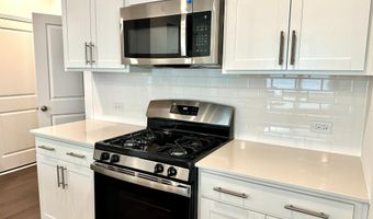 521 Morning Light Dr, Angier, NC 27501