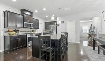 214 Torch Dr, Acworth, GA 30102