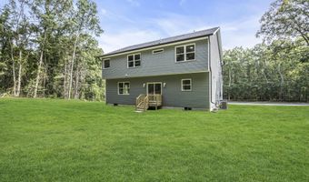 70 Seurat St, Barnegat, NJ 08005