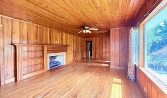 613 S Carney St, Atmore, AL 36502