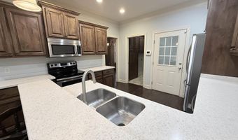 626 Berry Hill Ln, Arab, AL 35016