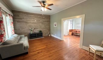 402 5th St, Benton, LA 71006