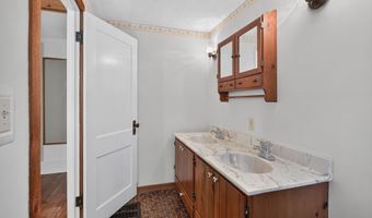 1123 N Clark St, Albion, MI 49224