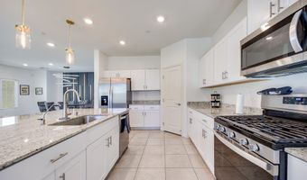 10963 Preston Trails Ave, Las Vegas, NV 89166