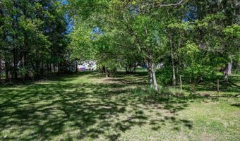 221 N Cedar St, Adams, WI 53910