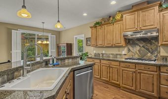 13090 SW MADISON Ct, Beaverton, OR 97008