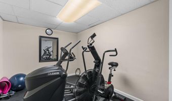 21291 SMOKEHOUSE Ct, Ashburn, VA 20147