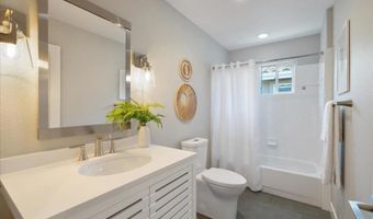 261 Chinquapin Ave, Carlsbad, CA 92008