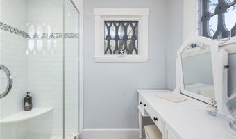 129 RUGGLES Ave, Newport, RI 02840