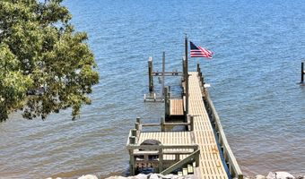 481 River Rd, Arapahoe, NC 28510