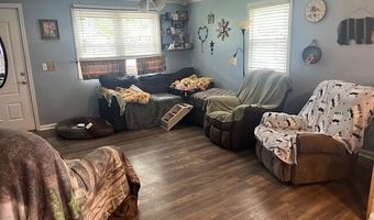 379 S High St, Austin, IN 47102