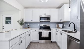 3007 KNOLLWOOD Cir, Orlando, FL 32804