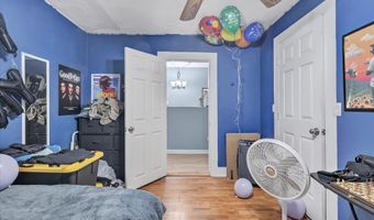 33 Murray St, Ansonia, CT 06401