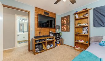 609 S Splitrock Blvd, Brandon, SD 57005